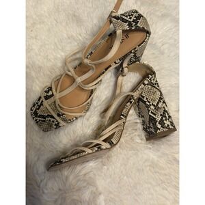 JustFab Womens Snakeskin Print Strappy Block Heel Sandals Square Toe Neutral 4in